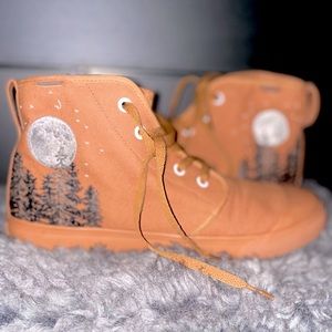 BANGS High Tops Carolina Tree in brown. Size 10.